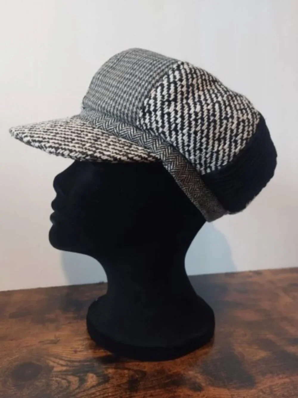 Cappelli Women's Houndstooth Newsboy Cap Black White Vintage Pageboy Hat OS